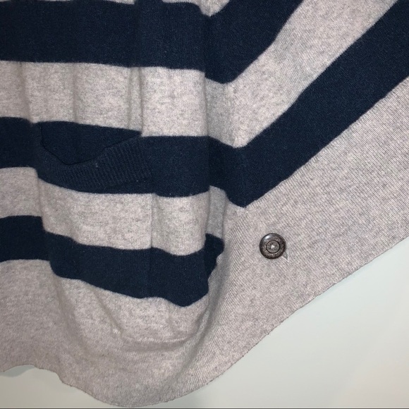 Autumn Cashmere Cape Sweater size XS - Picture 7 of 7